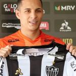 Guilherme Arana celebra três anos como jogador do Atlético