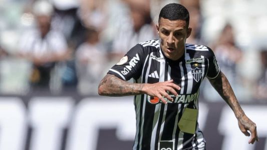 Arana foi convocado por Fernando Diniz para defender a Seleção contra Venezuela  e Uruguai