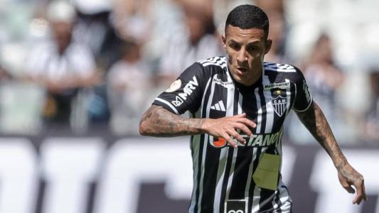 Arana foi convocado por Fernando Diniz para defender a Seleção contra Venezuela e Uruguai
