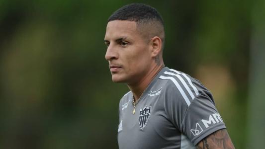 Arana foi convocado para o duelo contra o Cruzeiro em Uberlândia