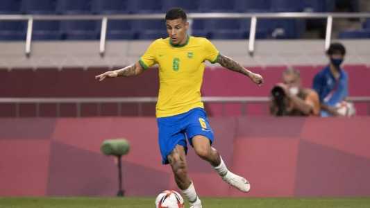 Arana retorna ao grupo de convocados do Brasil