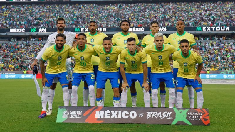 Arana, do Atlético, explica por que 'ignorou' o Cruzeiro no hino do Brasil
