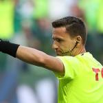 Árbitro contradiz Boto e nega invasão de dirigente do Palmeiras em jogo contra Flamengo