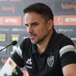 Árbitro relata ofensas de dirigente do Atlético em jogo contra o São Paulo
