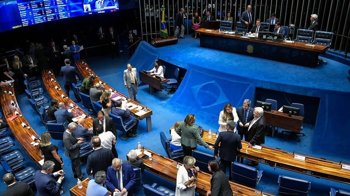 Por apoio ao marco fiscal, PSD quer punição e garantias de não aumento da carga tributária