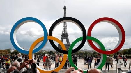 Arcos olímpicos em Paris