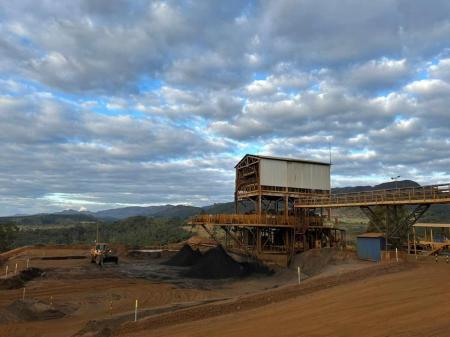 Área de beneficiamento do minério na planta da Itaminas, em Sarzedo, na Grande BH