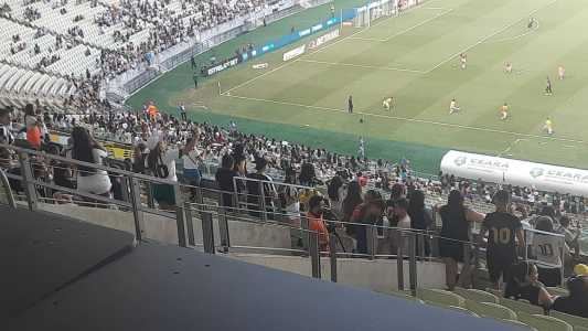 Arena Castelão em Ceará x Novorizontino apenas com mulheres, crianças e PCDs