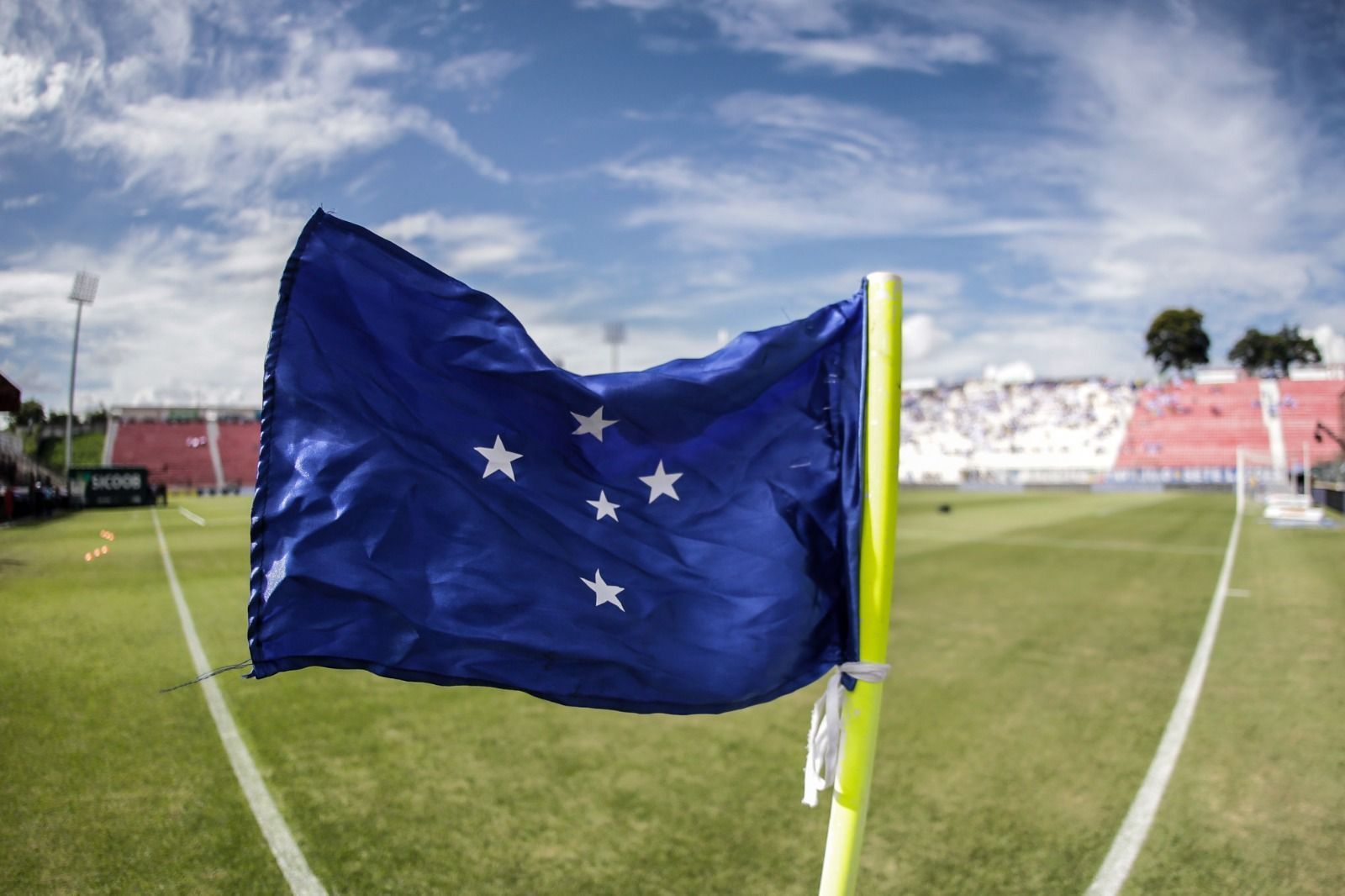 Cruzeiro x Athletic: veja gramado da Arena do Jacaré na véspera do jogo