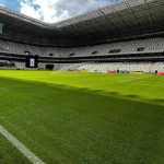 De olho em eventos, Atlético estuda mudança no gramado da Arena MRV