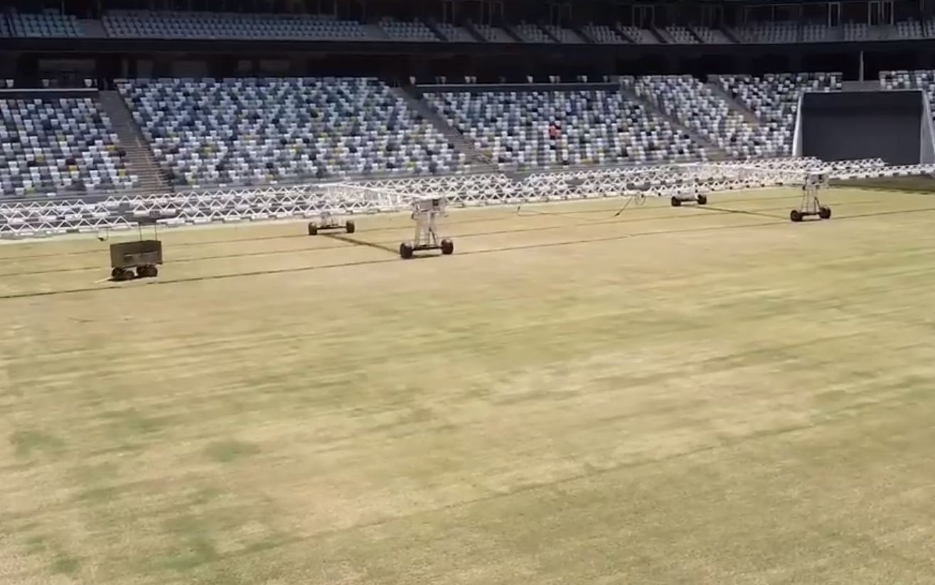 Atlético aproveita período de férias para renovar gramado da Arena MRV
