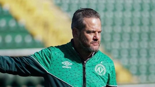 Argel Fuchs não é mais o técnico da Chapecoense