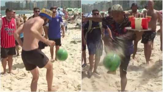 Argentino (esq) e brasileiro (dir) durante disputa de embaixadinhas no Rio de Janeiro