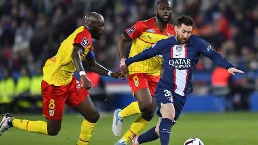 Argentino irá assinar com o novo time após término do vínculo com o PSG