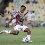 Jhon Arias atinge marca histórica no Fluminense em momento instável