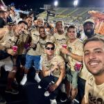 Ex-Cruzeiro curte noite de Carnaval no Rio com astro do Flamengo