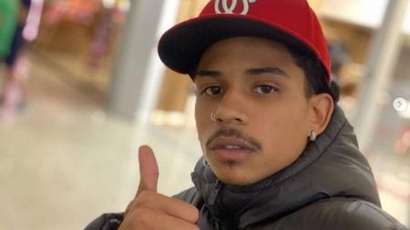 Ariel Lucas, de 25 anos, registrou um boletim de ocorrência após receber ameaças racistas de guia turístico em Brasília
