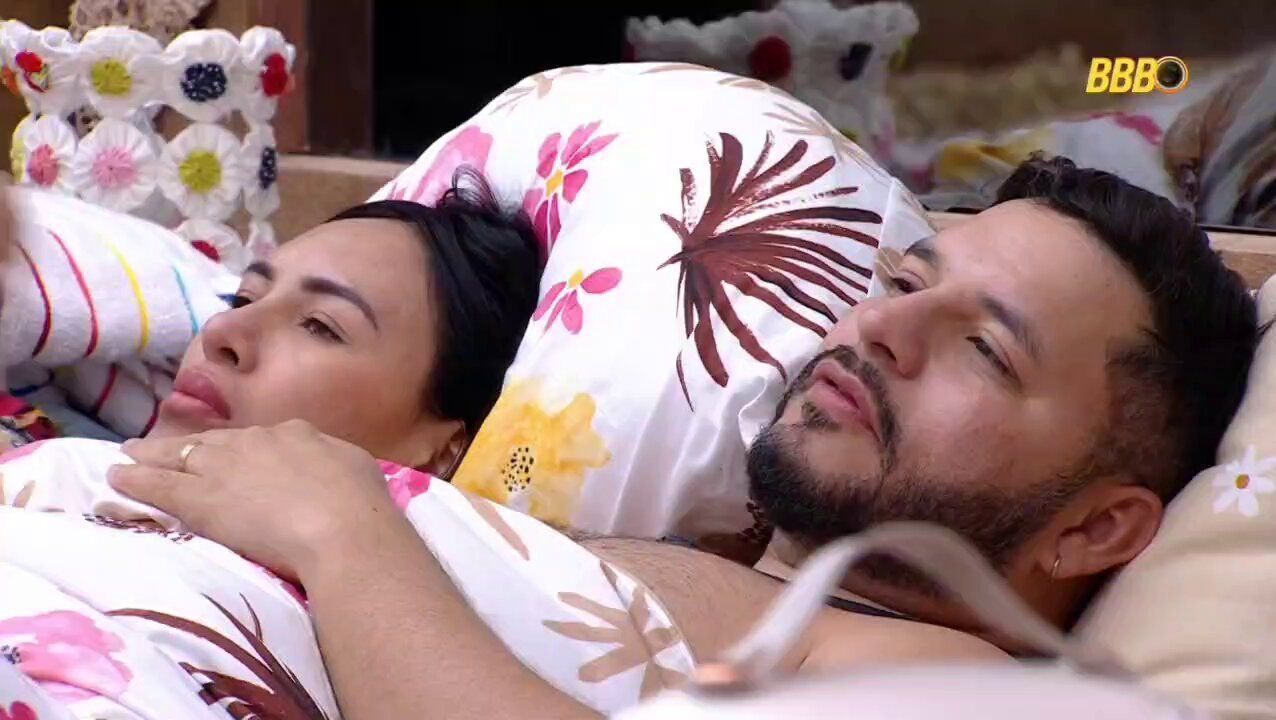 Marcelo revela desconforto com mulheres de biquíni no BBB 25, e Gracyanne reage