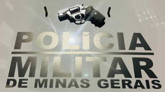 Arma foi oferecida como suborno para a Polícia Militar