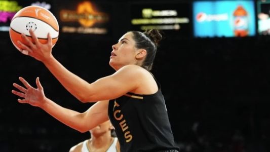 Armadora Kelsey Plum, do Las Vegas Aces