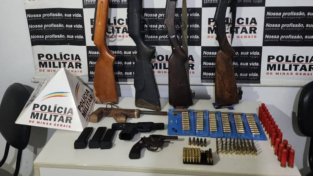 Ex-companheiro é preso após ameaçar e ter armas apreendidas