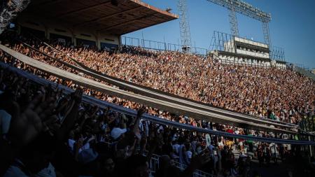Arquibancadas de São Januário estarão lotadas na partida entre Vasco e Coritiba