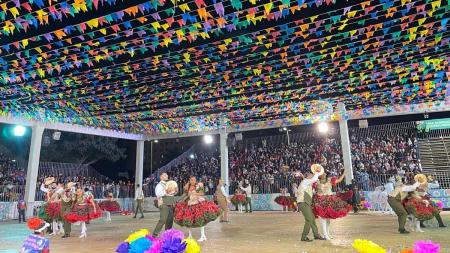 Arraial de Belo Horizonte acontece na Praça da Estação
