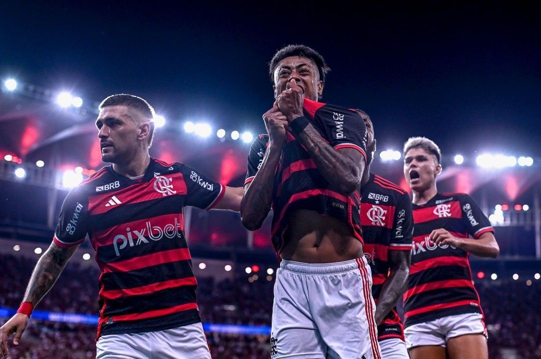 Flamengo não dá chances, vence o Bahia e está na semifinal da Copa do Brasil