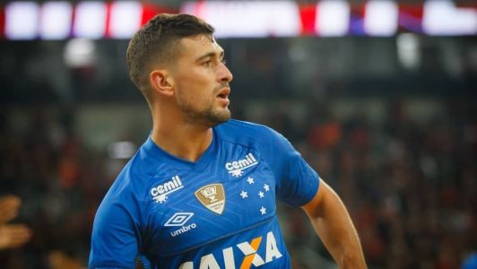 Arrascaeta durante as oitavas de final da Copa do Brasil de 2018 pelo Cruzeiro