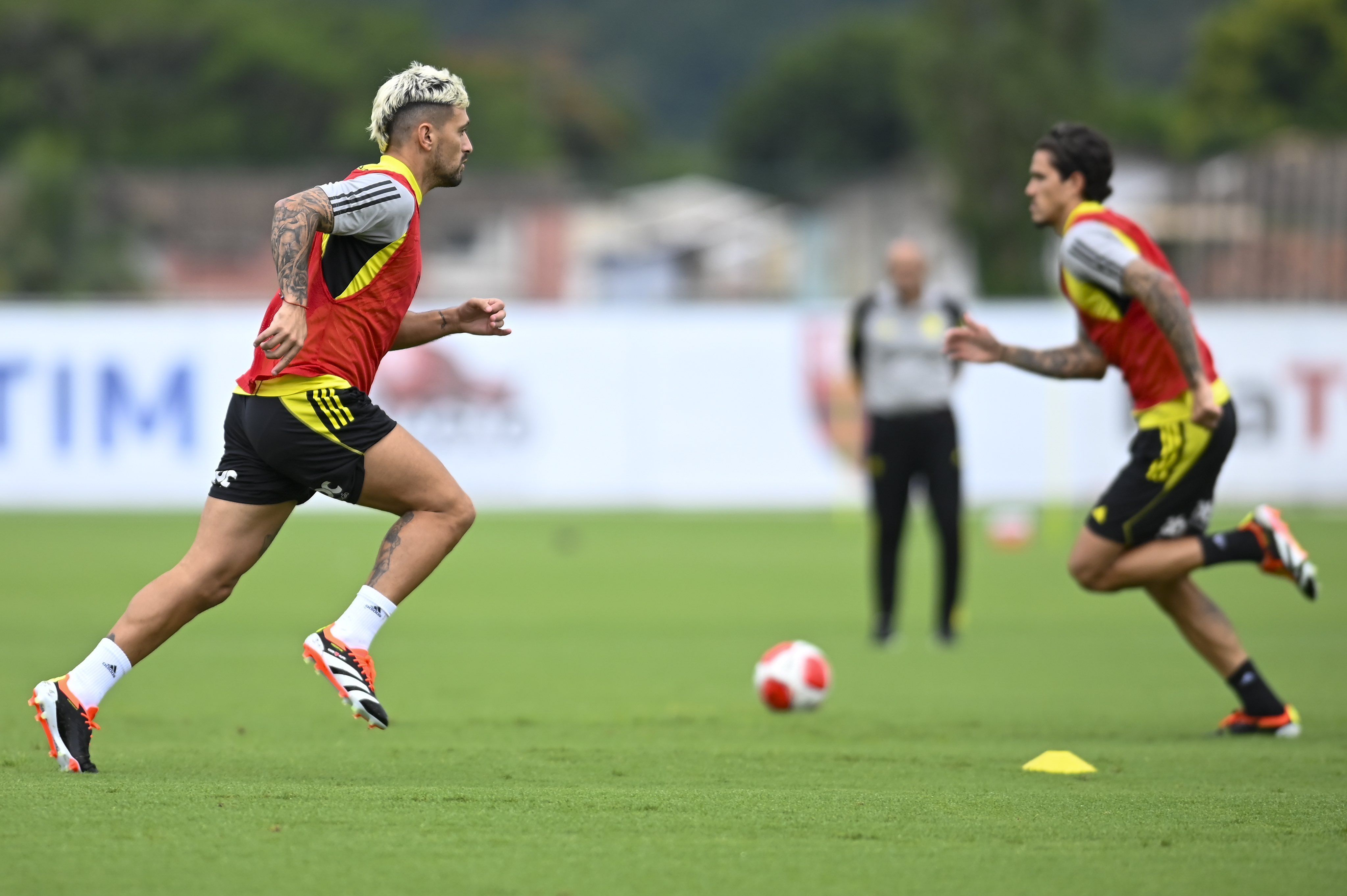 Flamengo inicia preparação para clássico com o Vasco e deve ter mudanças