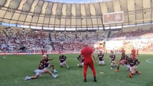 Arrascaeta se lesionou no aquecimento do jogo com o Corinthians
