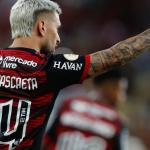 Flamengo comunica lesões idênticas em Arrascaeta e Luiz Araújo