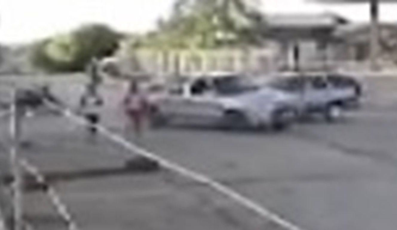 Vídeo: mulher morre após ser arremessada por carro em acidente impressionante em MG