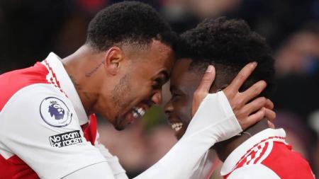 Arsenal continua com uma liderança confortável na Inglaterra