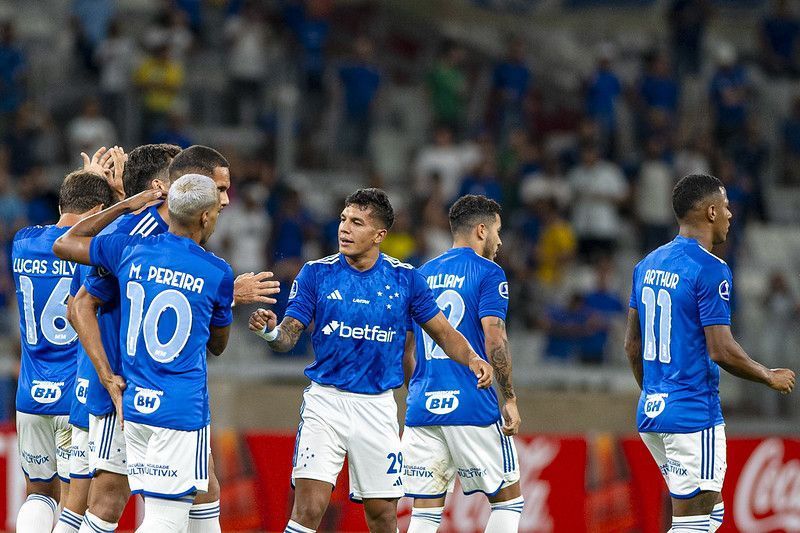Atacante detona atuação do Cruzeiro em empate na Sul-Americana: ‘Vergonha’