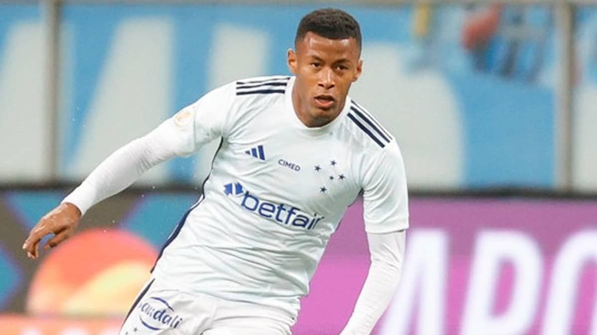 Após goleada, Arthur Gomes pede que Cruzeiro 'dê 200%' no Brasileirão
