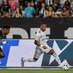 Como jogadores do Cruzeiro reagiram à permanência na Série A