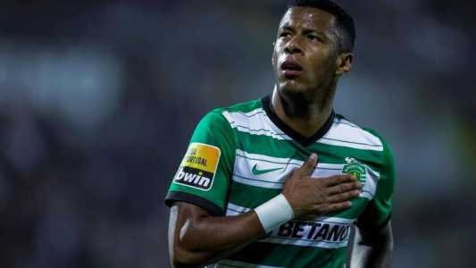 Arthur Gomes, ex-Sporting, está de malas prontas para defender o Cruzeiro