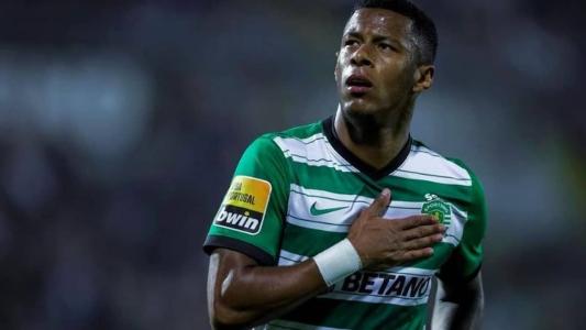 Arthur Gomes, ex-Sporting, está de malas prontas para defender o Cruzeiro