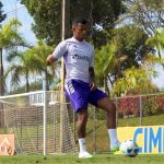 Arthur Gomes, reforço do Cruzeiro, treina pela primeira vez na Toca II