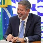 Lira aguarda votação da reforma tributária em outubro e fala sobre PL de fundos offshore