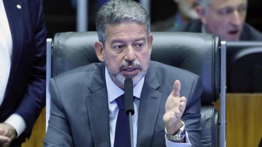 Arthur Lira disse que mudanças nas regras para as eleições de 2024 devem ser votadas na próxima semana
