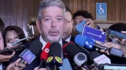 Arthur Lira falou sobre votação da reforma tributária no plenário da Câmara dos Deputados