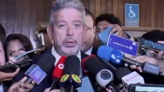 Arthur Lira falou sobre votação da reforma tributária no plenário da Câmara dos Deputados
