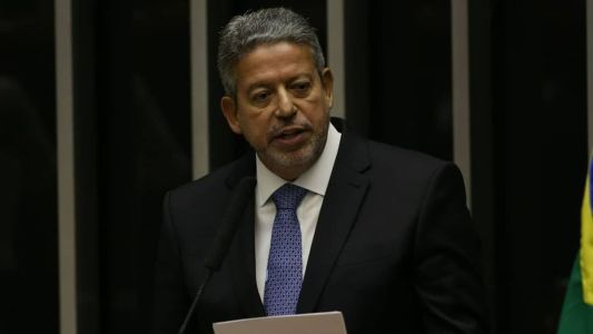 Arthur Lira foi reeleito como presidente da Câmara dos Deputados para mais um mandato