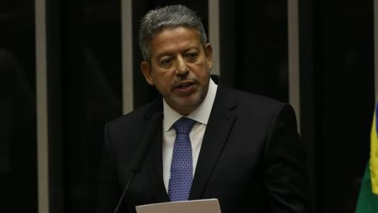Arthur Lira foi reeleito como presidente da Câmara dos Deputados para mais um mandato