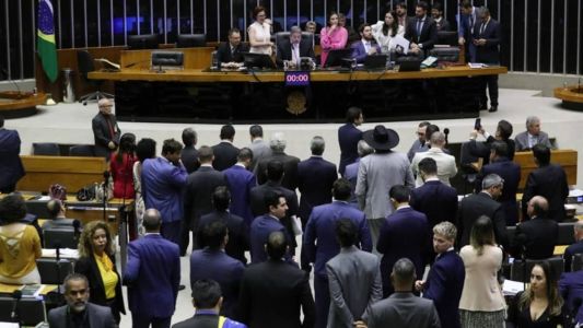 Arthur Lira inclui PL das Fake News na pauta de votação da Câmara desta terça-feira (2)