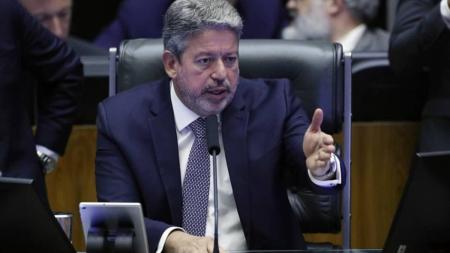 Arthur Lira liberou votação à distância para deputados