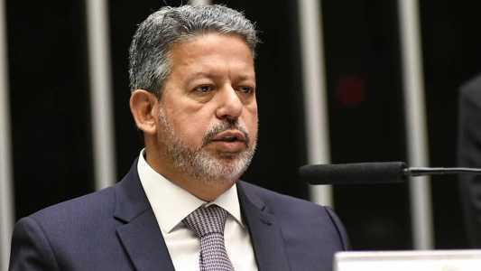 Arthur Lira se reúne neste domingo (2), para fechar acordo com líderes partidários sobre pautas econômicas