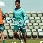 Arthur fica fora dos relacionados e não joga mais com a camisa do América